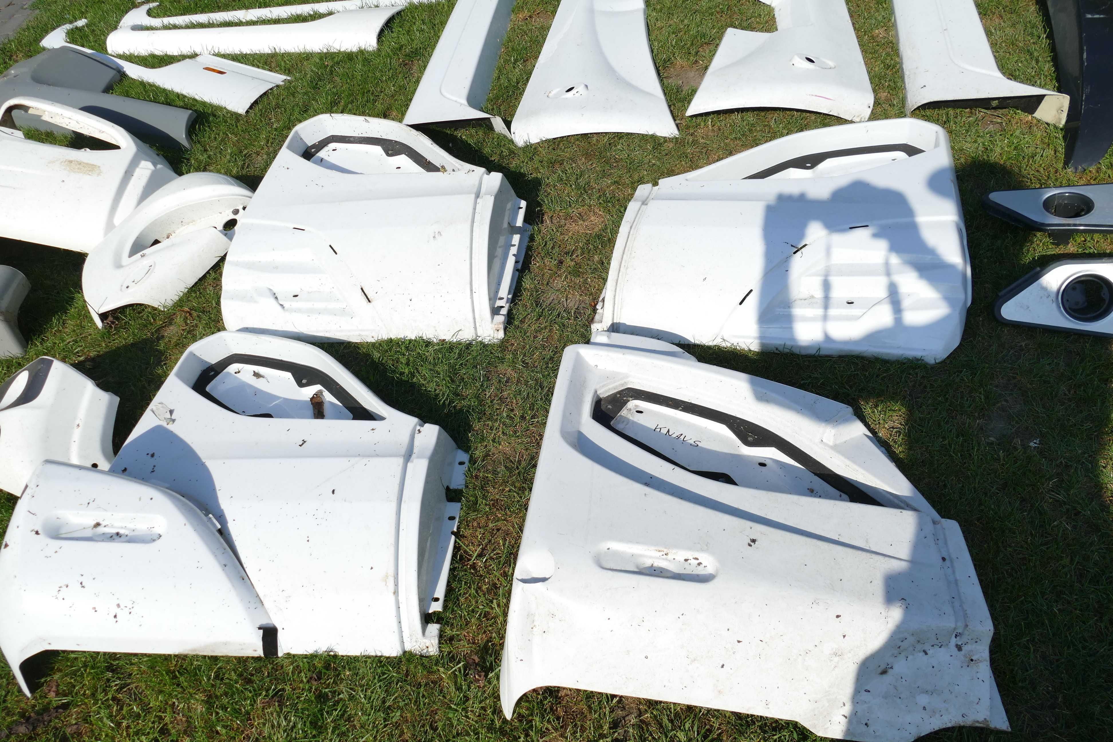 Plastik boczny kamper Knaus Fiat rapido