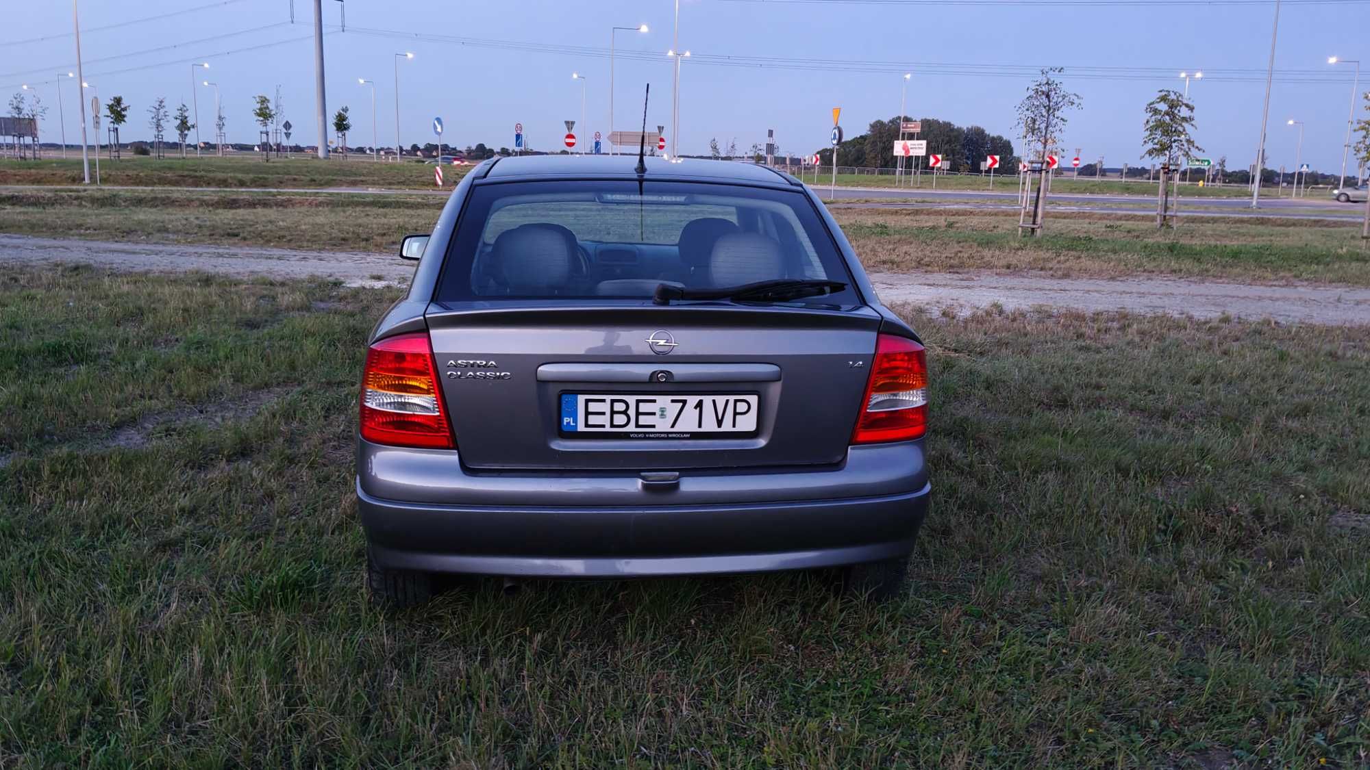 Sprzedam zadbanego Opla Astre G 1.4