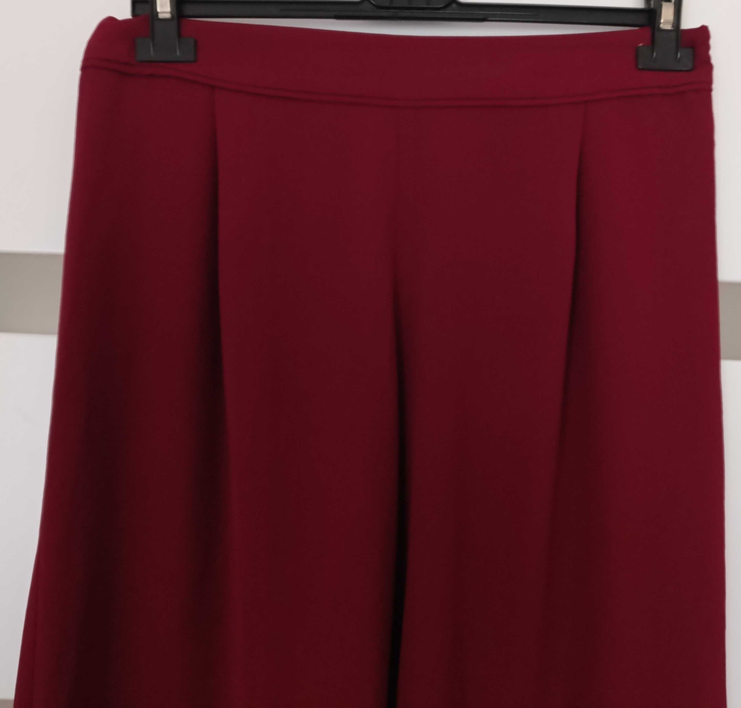 Bordowe kuloty na lato r. 38 (M)