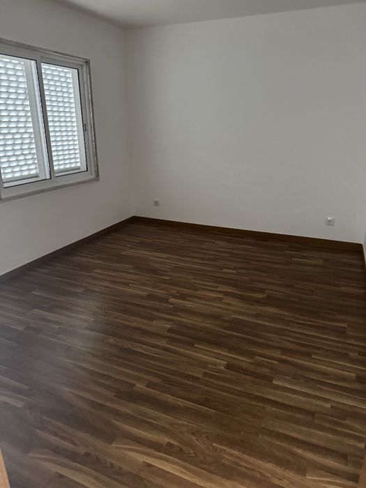 T3 c/ quintal Casal de Cambra