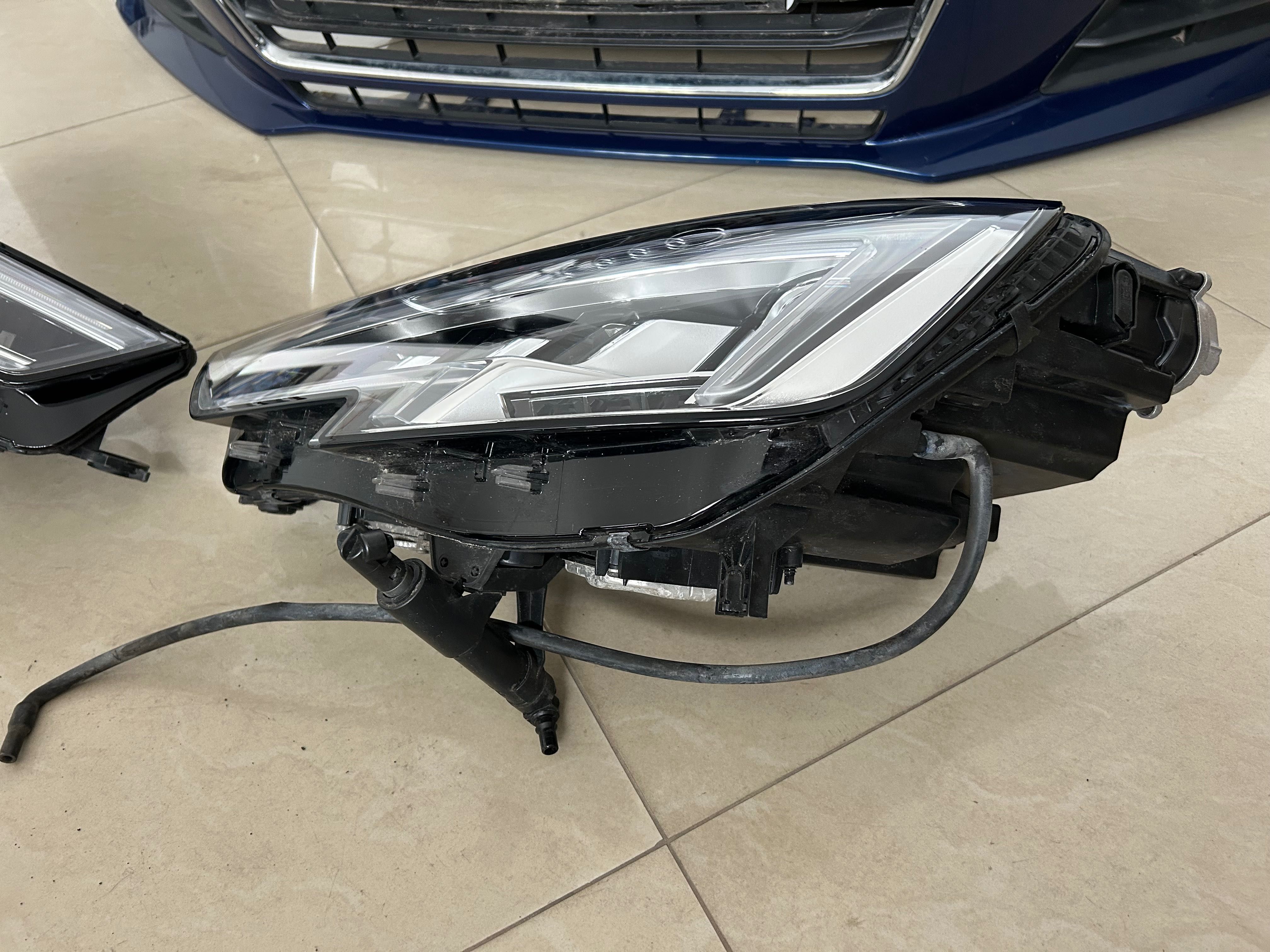 Lampy przód Audi A4 B9 Matrix Europa kompletne
