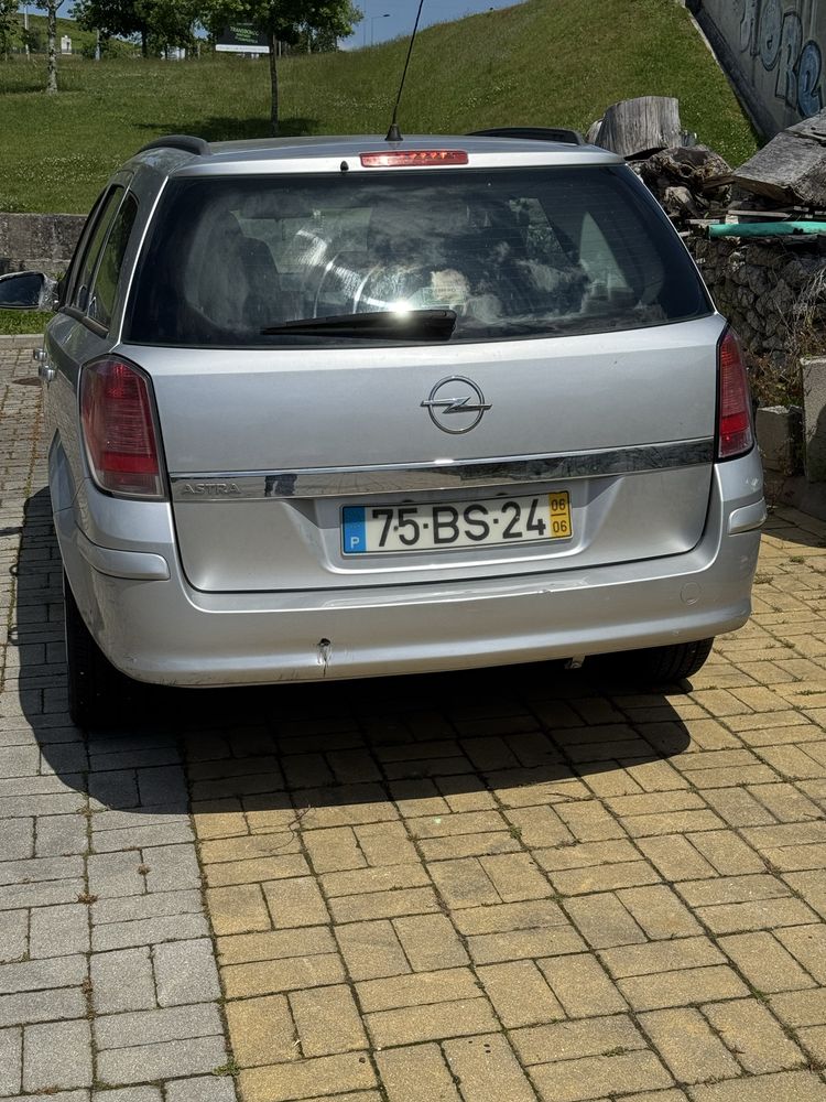 Carrinha opel astra