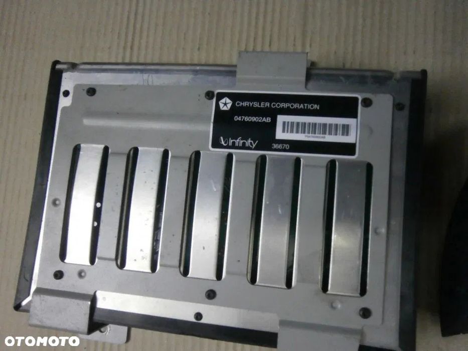 Głośniki Głośnik Wzmacniacz Komplet Chrysler 300m