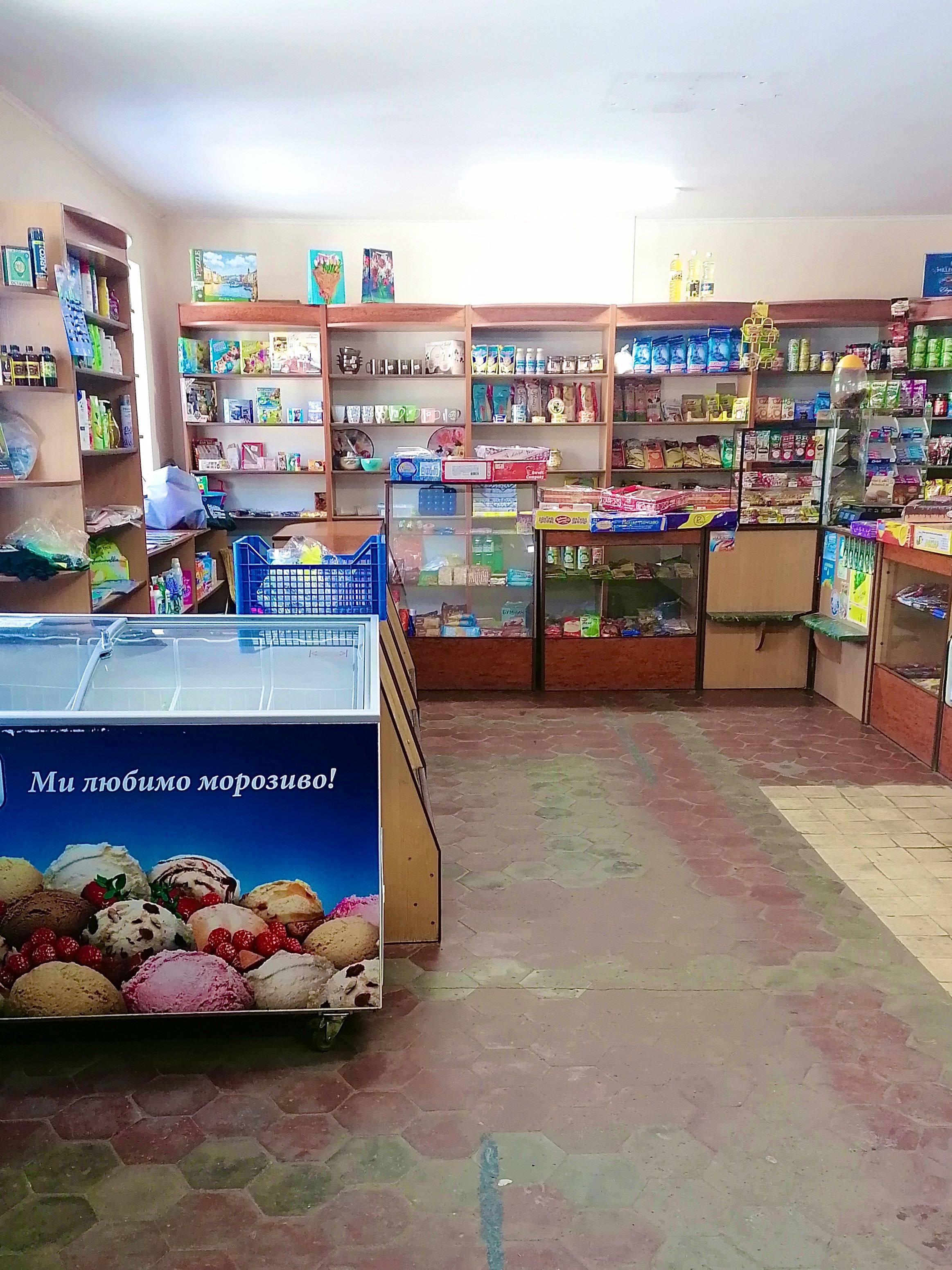 Оренда/продаж приміщення під магазин/ ваш бізнес (смт.Клесів)