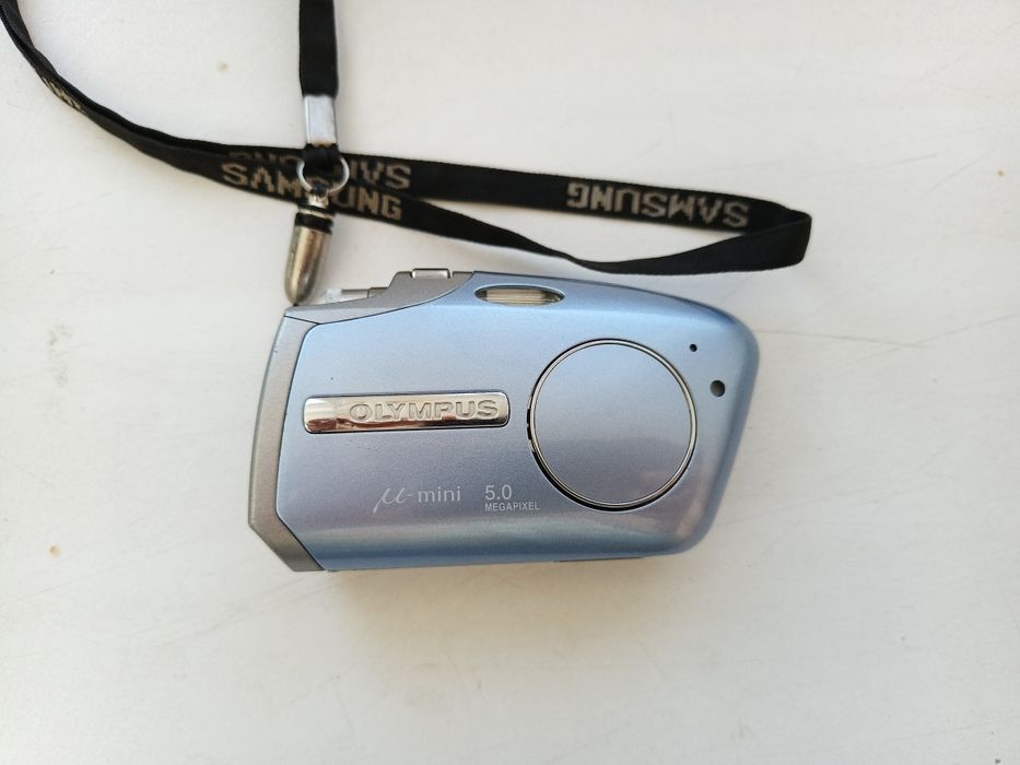 Фотоаппарат Olympus M-mini 5мп