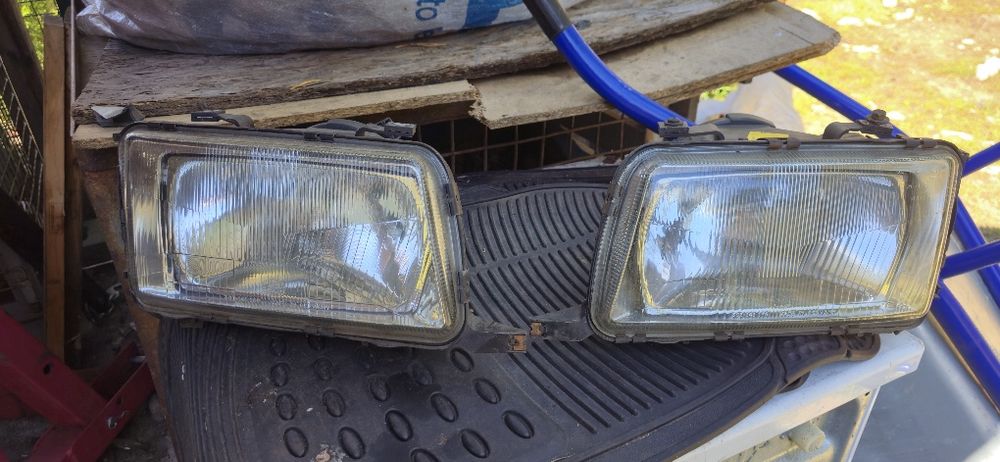 Lampy Przód Reflektory Lewa Prawa Audi 80 B4