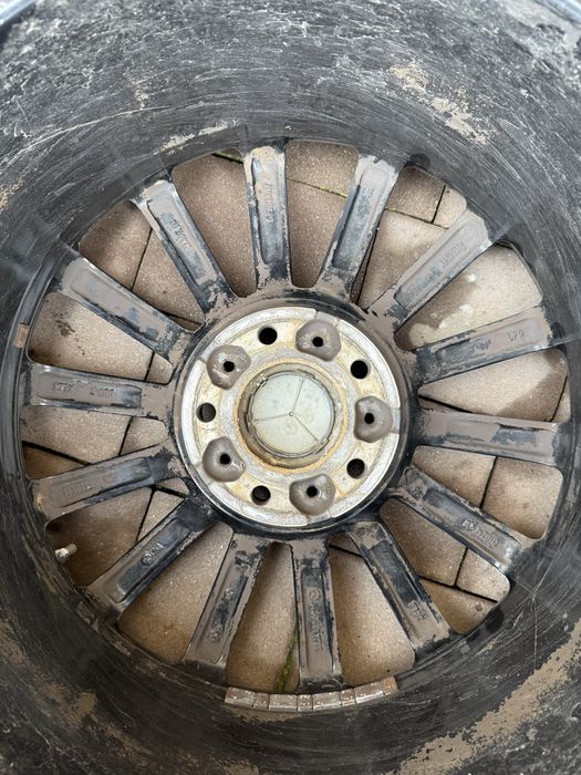 Диски Mercedes-Benz R20