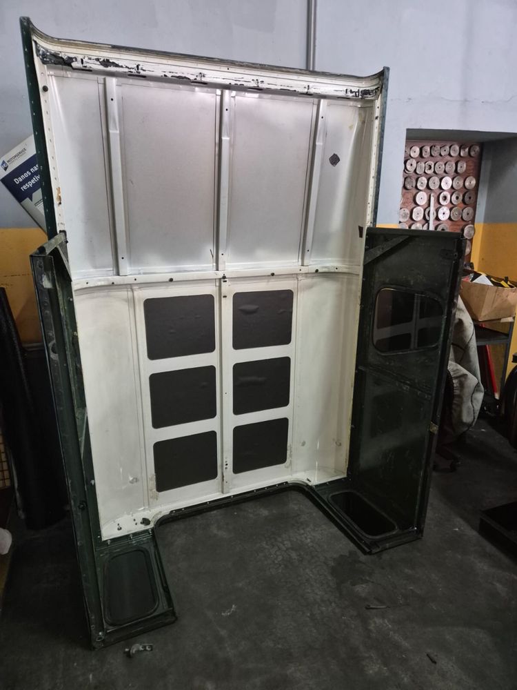 Land Rover Defender Hardtop teto