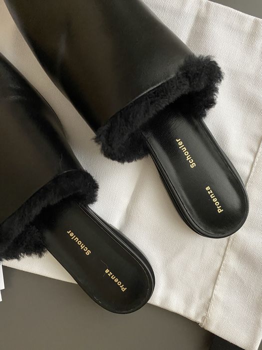 Proenza schouler нові мюлі на овчині 37