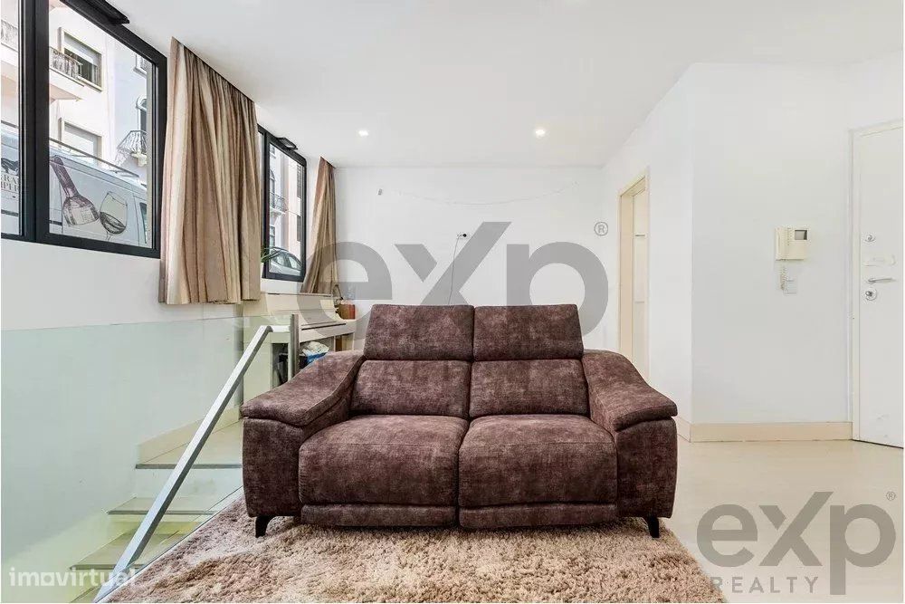 "Duplex  T1 em Marquês de Pombal, Mobilado