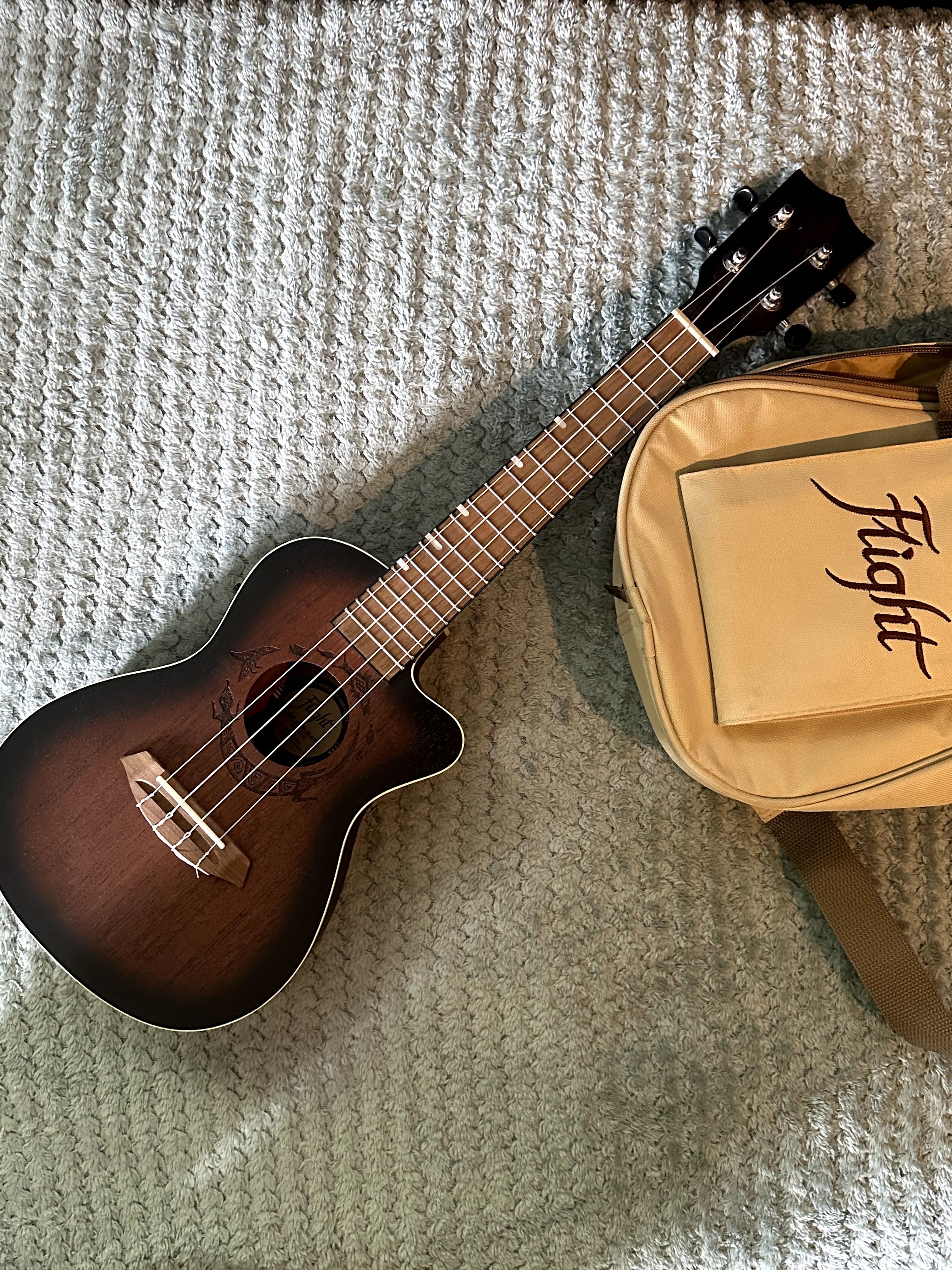 Ukulele elektroakustyczne Flight DUC380 CEQ Amber nowe