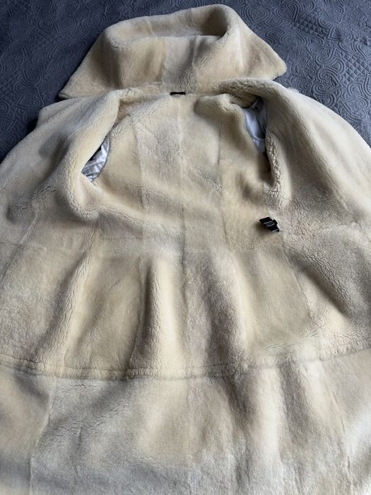 Продам кожаное пальто