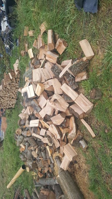 Drewno  kominkowe twarde 400zl. Buk  dąb jesion jawor