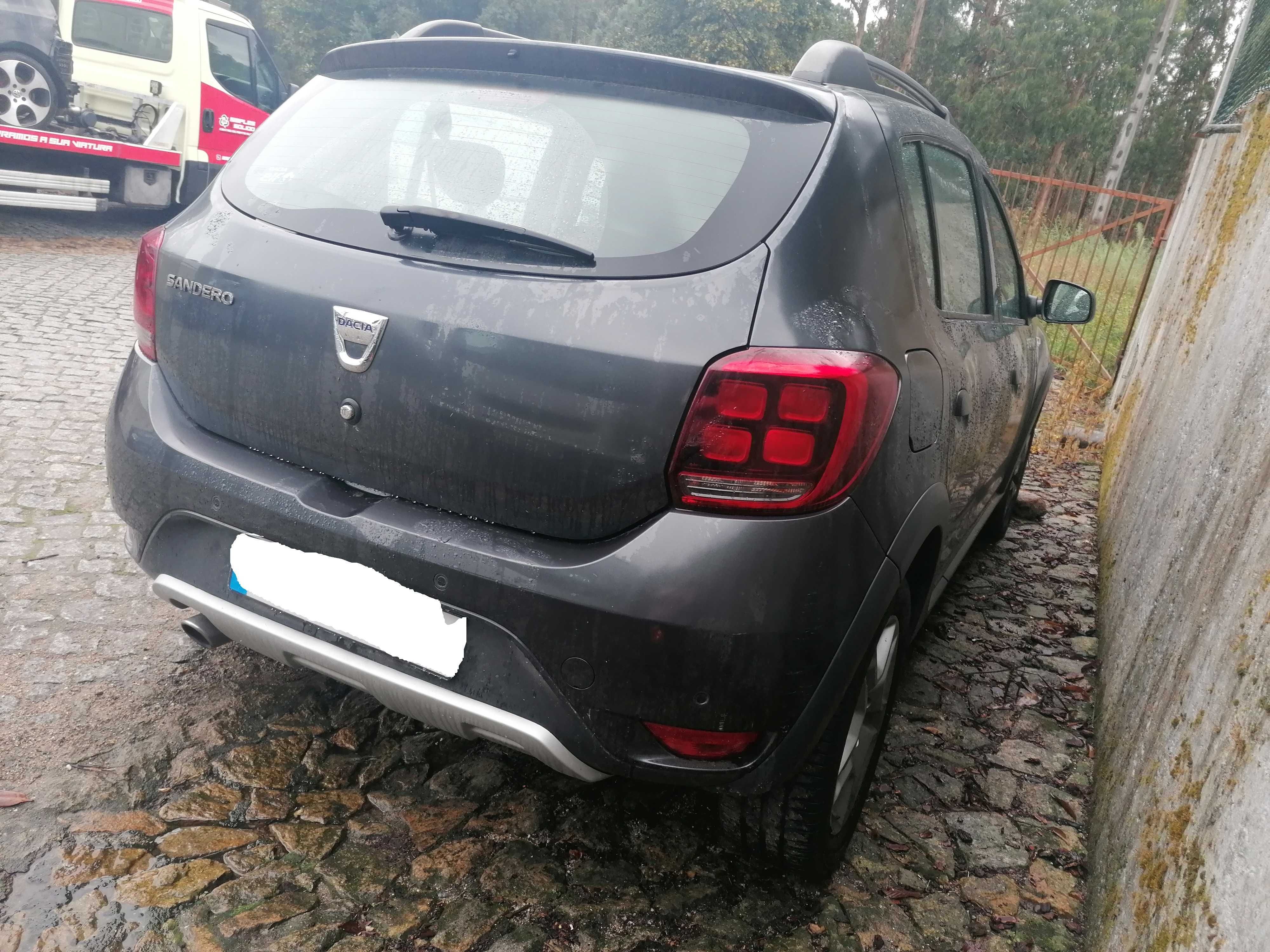 Dacia Sandero Stepway 1.5 DIesel 2016 | PARA PEÇAS |