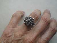Imago Artis-stary srebrny pierścionek-kopułka z kuleczkami- cena ost