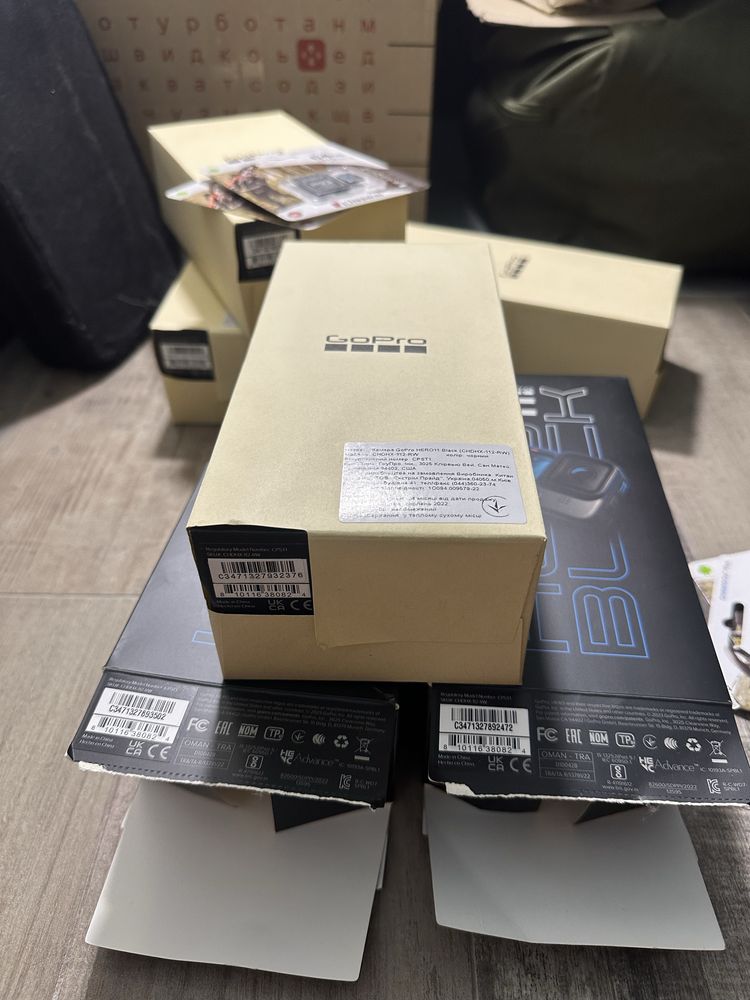 GoPro HERO 11 black + подарунок