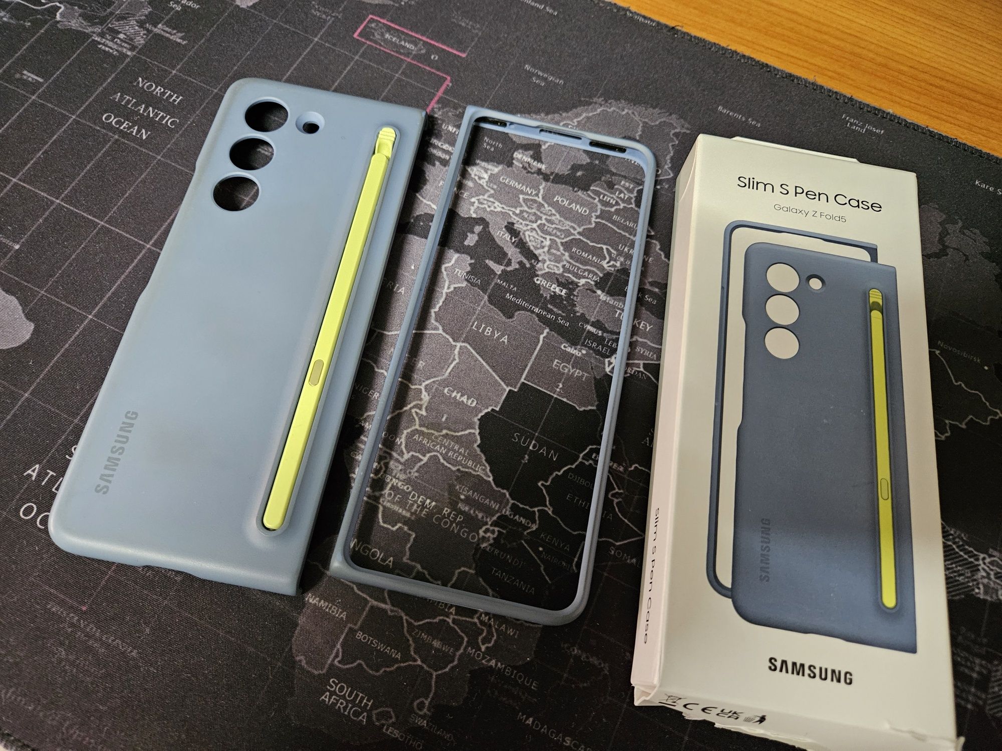 Capas originais Samsung para Z Fold 5