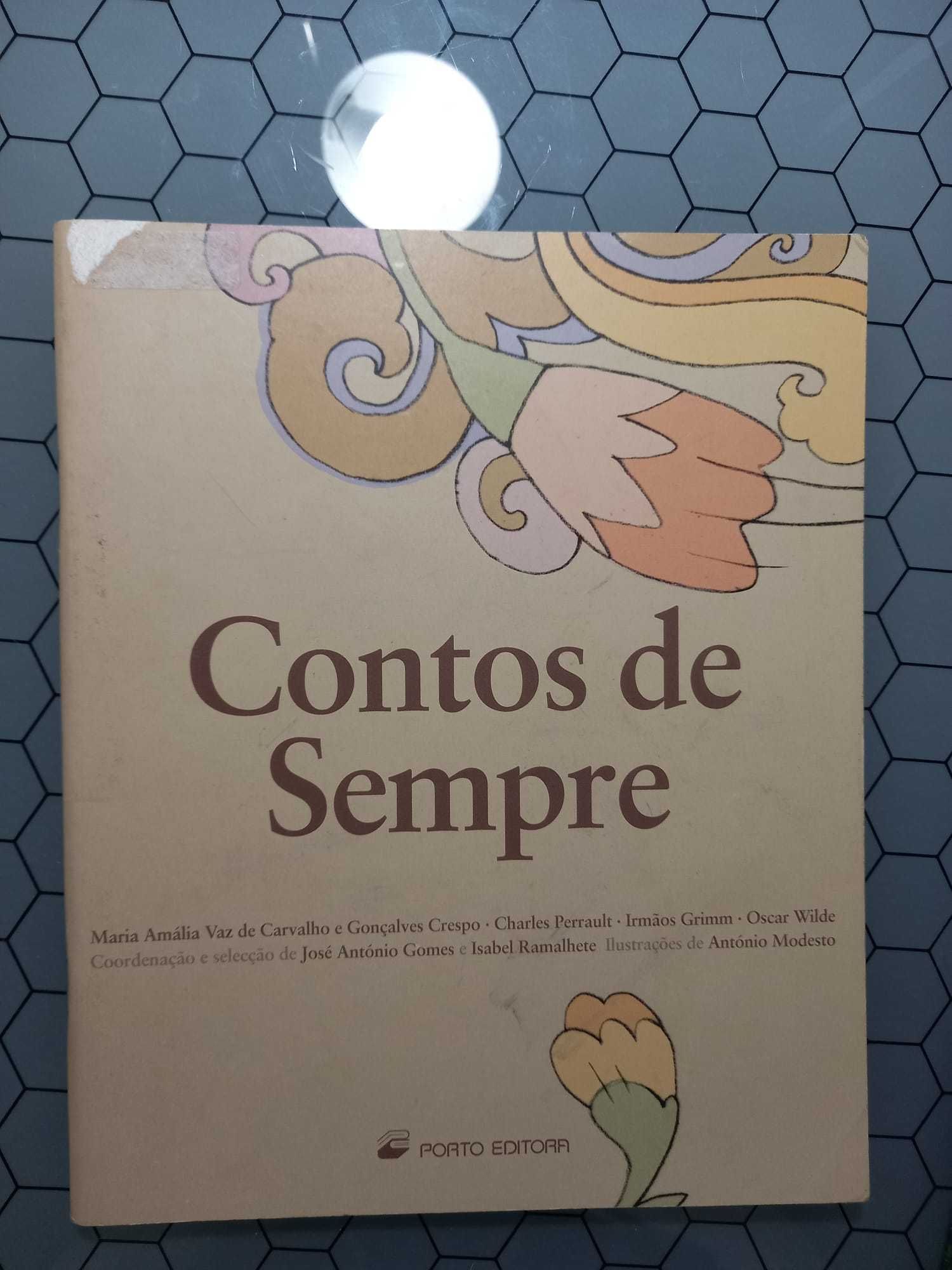 Livro "Contos de Sempre Maria Amália Vaz de Carvalho"
