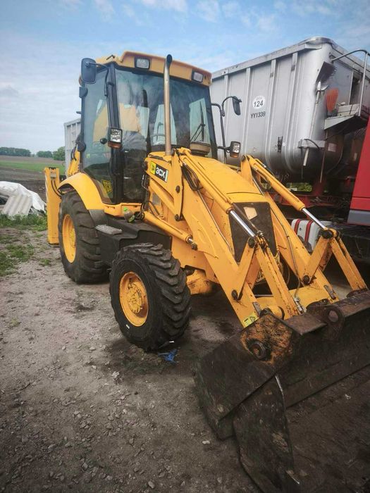 Послуги Екскаватор - навантажувач JCB 3CX