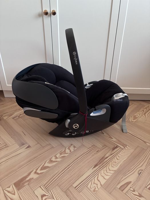 Fotelik samochodowy Cybex Cloud Z i-Size ze śpiworkiem
