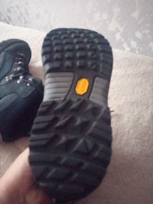 Ботінки 39.5р.,,Lova,,