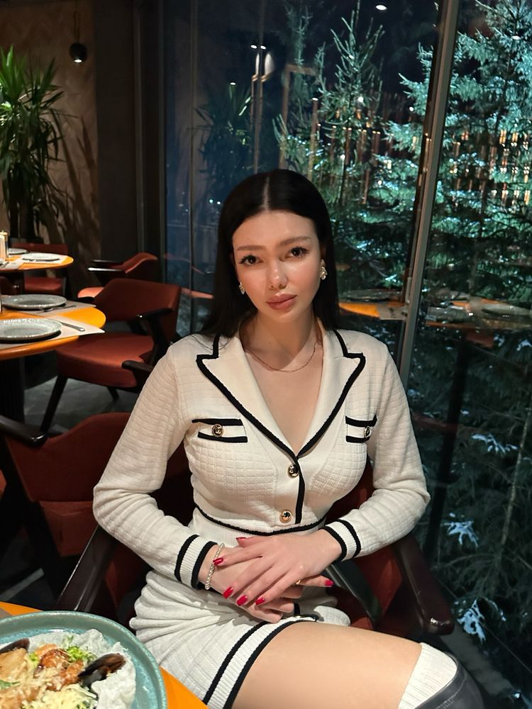 Сукня в стилі Chanel