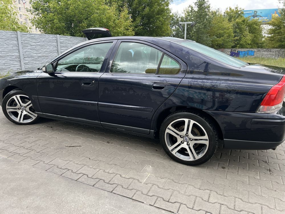 Volvo s60 2.0T AT 2006