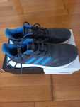 Tenis adidas cinzentos