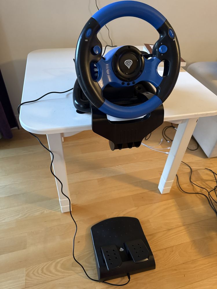 Kierownica PS3 i PS4 Genesis Seaborg 350 jak nowa