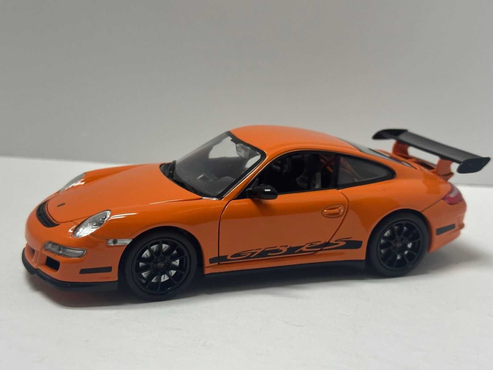 Масштабная модель Porsche 911 (997) GT3 RS 1:24 Welly