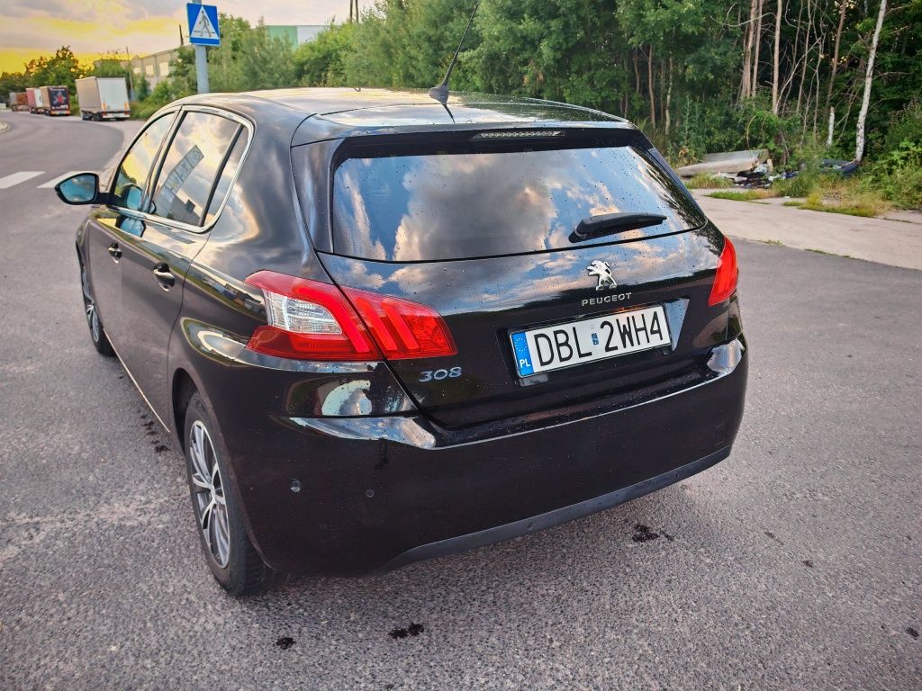 Peugeot 308 1.2, 130 KM | Full LED | Kamera | Czujniki przód/tył
