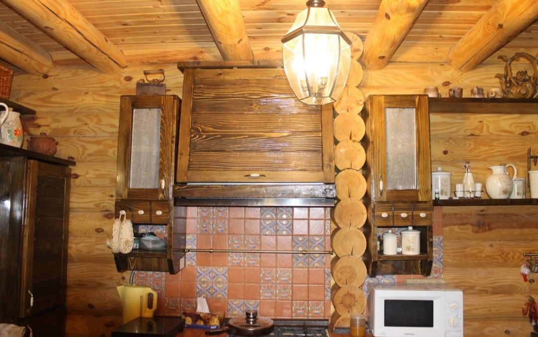 Будинок серед природи