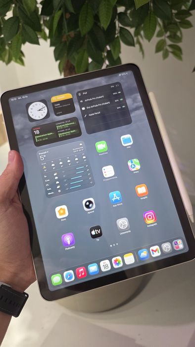 IPad Air 11" 5th gen. M1 256GB WiFI Starlight + Apple Pencil 2