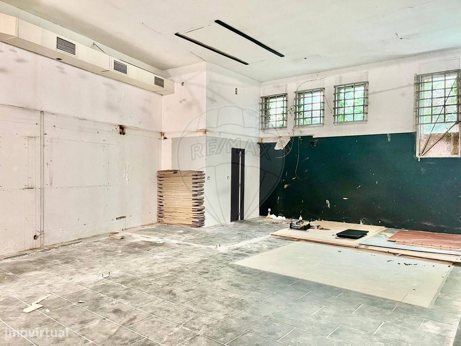 Armazém  para arrendamento