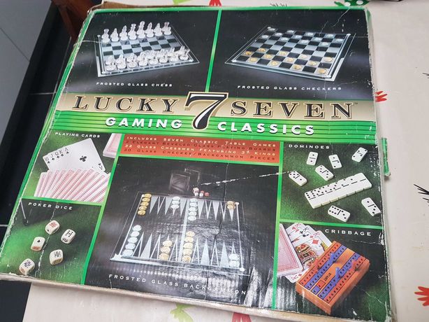 Jogos Lucky 7Seven xadrez, damas, cartas,etc. NOVO