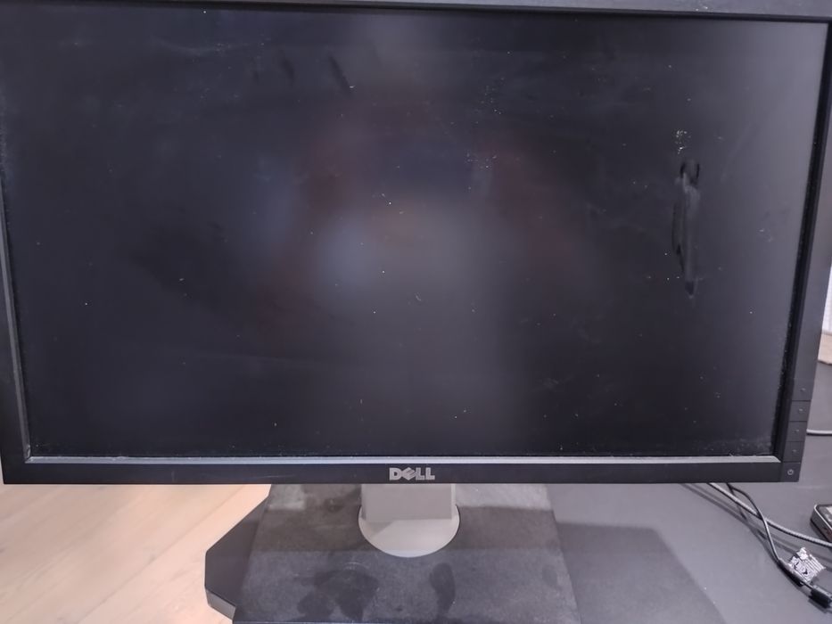 Монітор DELL у відмінному стані