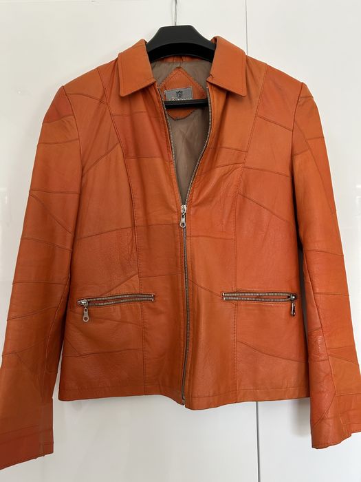 Krótka kurtka skorzana damska