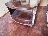 Móvel aparador/consola de sala com rodas