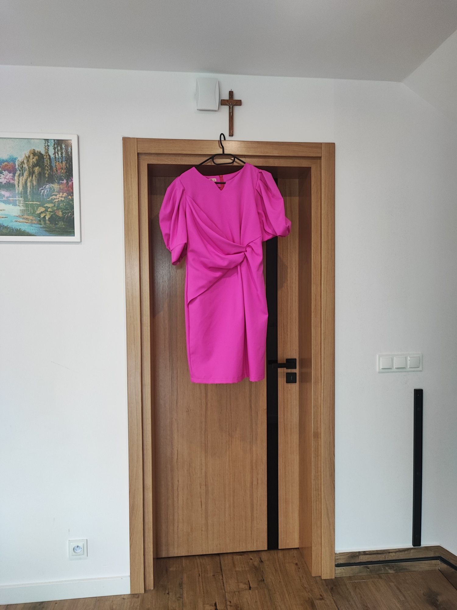 Śliczna sukienka fuksja idealna na wesele,komunię i inne imp
