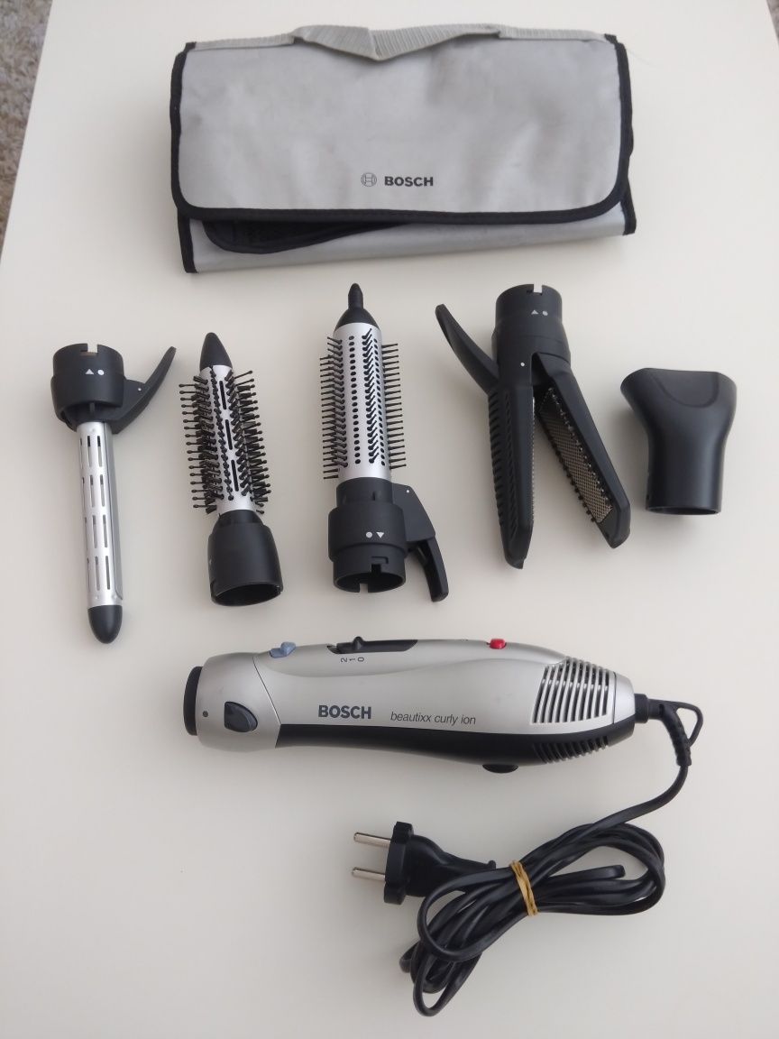 Modulador de cabelo Bosch com vários acessórios