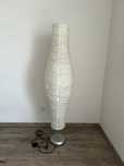 Papierowa lampa stojąca IKEA