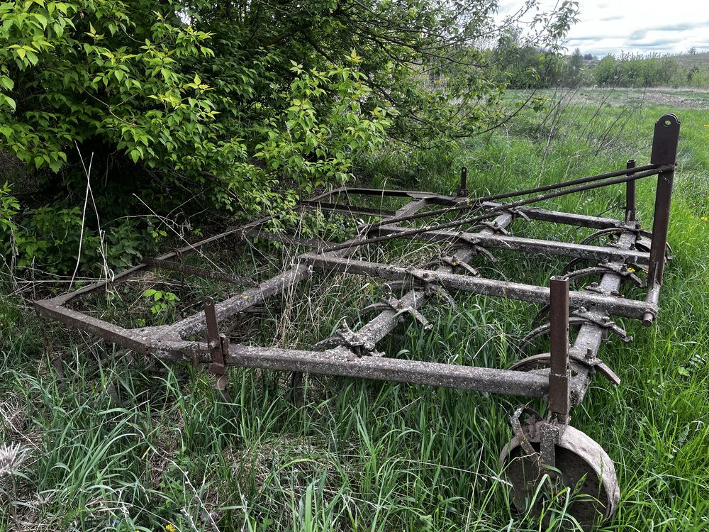 Культиватор тракторний
