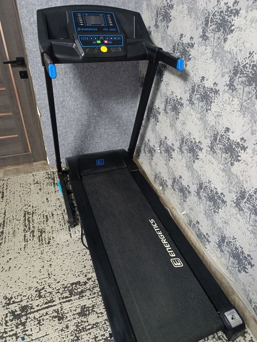 Продам беговую дорожку