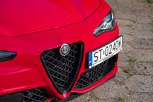 Alfa Romeo Giulia Alfa Romeo Giulia Quadrifoglio 2.9 Bi Turbo V6 510KM Salon Polska
