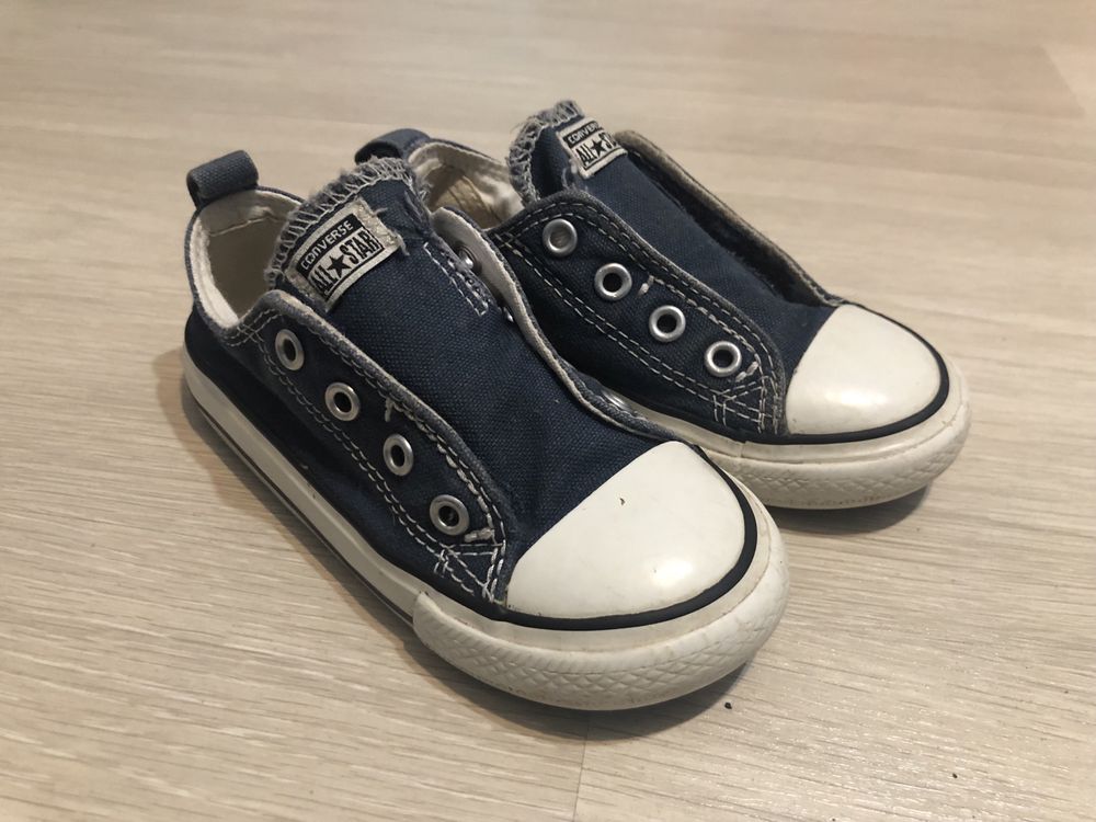 Trampki CONVERSE r. 24