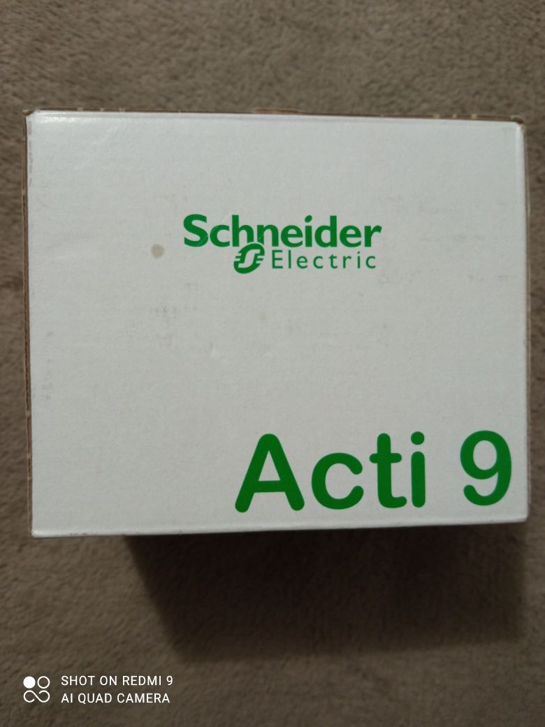 Wyłącznik różnicowo-prądowy     Schneider Electric FI-Schalter A9Z2449