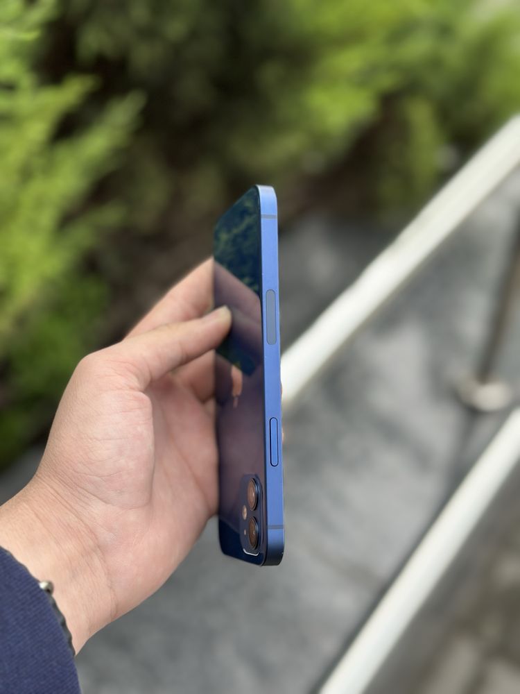 iPhone 12 64 GB Neverlock Blue