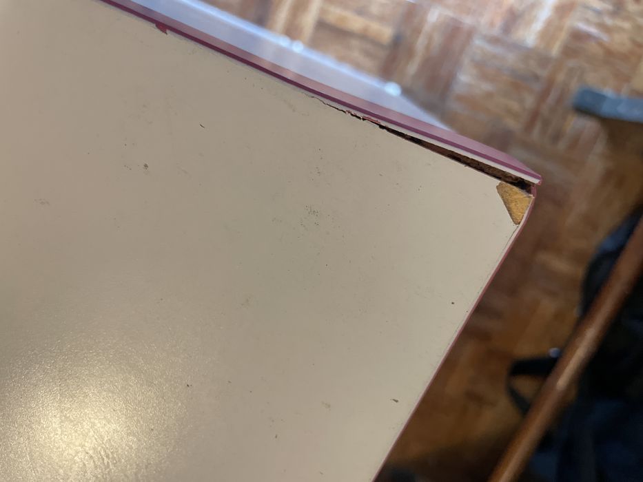 Mesa de Secretária Branca e Rosa