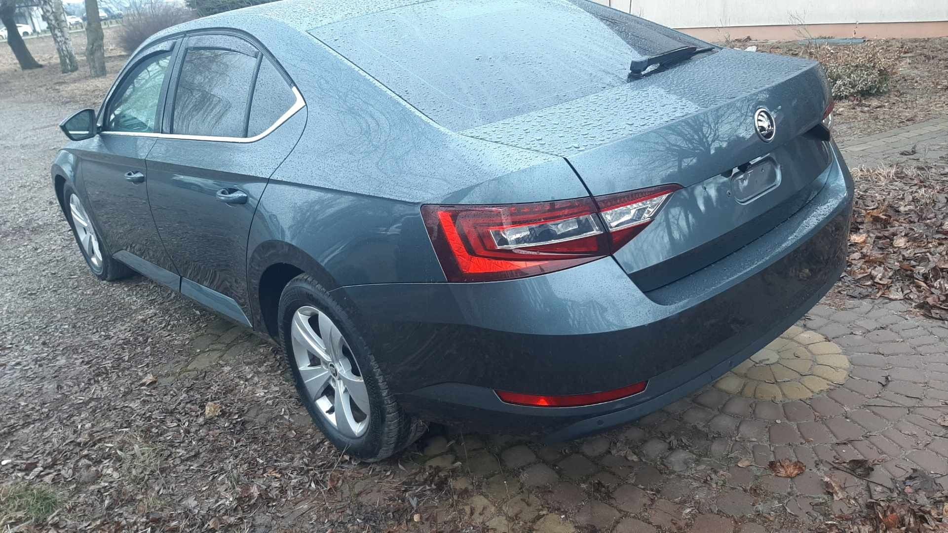 Skoda Superb 3v kolor LF7Y Maska Zderzak Błotnik Drzwi Klapa Lampa