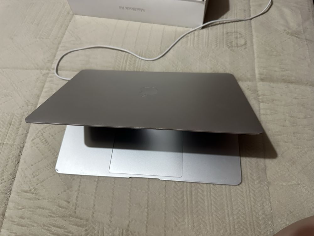 Macbook air 13 silver